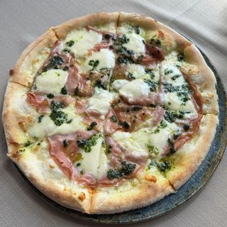 Pizza fior di mortadella