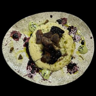 Piept de rata cu piure de trufe