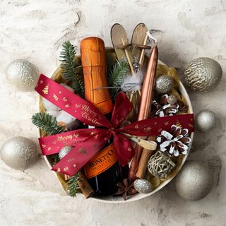 Cutie cadou cu prosecco și accente argintii