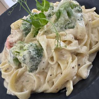 Tagliatelle con broccoli