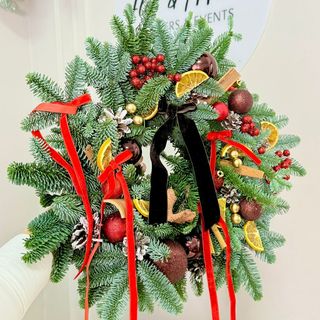 Farmecul Ușii Împodobite