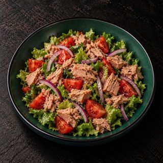 Salată cu ton