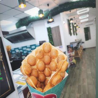 Bubble Waffles cu caramel sarat