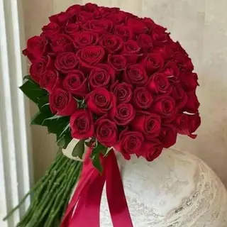 Buchet 101 Trandafiri Roșii