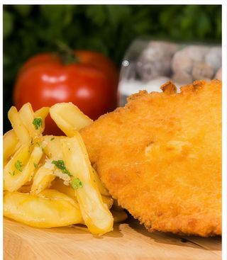 Meniu CrispyTos Snitel Pui