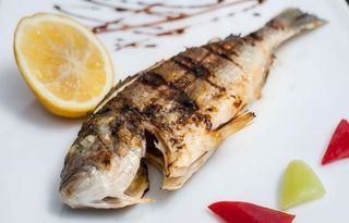 Meniu Dorada cu legume la gratar