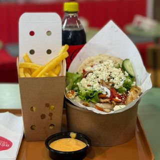 Meniu Berliner Gemuse Kebab mixt