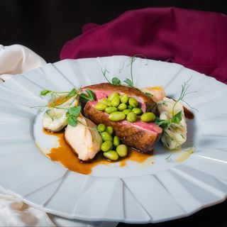 Piept de rață în sos Teriyaki cu Malfatti de spanac și edamame - 400gr