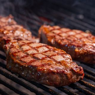 Vrabioara de vita fara os New York Steak