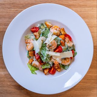 salata caesar cu creveti