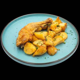 Pulpă de pui cu cartofi aurii 350g