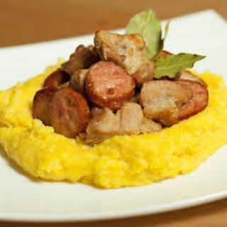 POMANA PORCULUI CU MAMALIGUTA