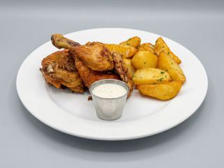 COCOSEL DE MUNTE CU CARTOFI AURII SI MUJDEI   500g/200g/50g