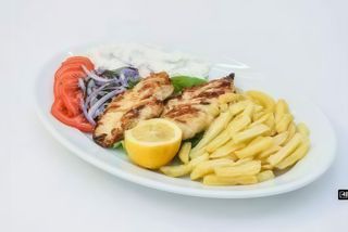 Filleto de pui la farfurie