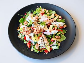 Salata cu piept de curcan