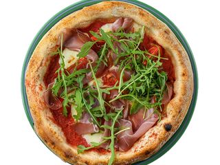 Cu prosciutto și roșii