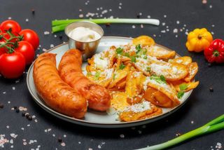 Cârnați cu cascaval