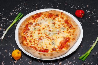 Pizza Quattro Formaggi Ø 32cm
