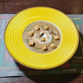 Supa Crema de Ciuperci