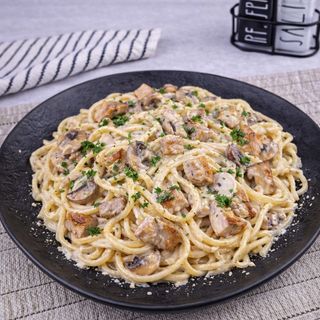 PASTE CU PUI SI CIUPERCI