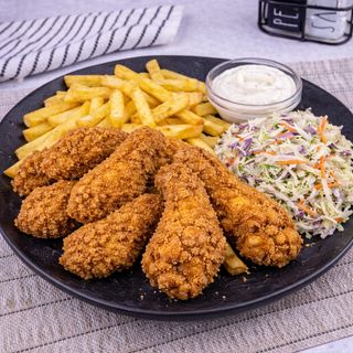 Aripioare crispy cu cartofi prăjiți