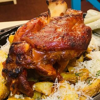 Ciolan copt afumat cu cartofi - 800 gr/ 300 gr/100 gr