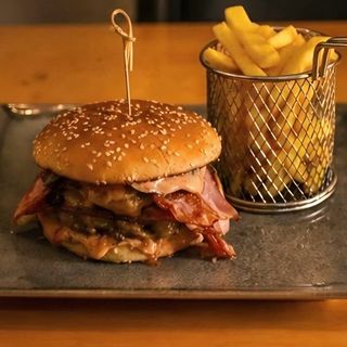 Dublu Smash Burger Meniu 400 gr/80 gr