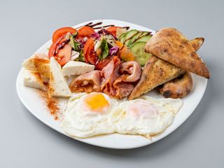 Mic Dejun Tradițional - 300 gr/100 gr/ 50 gr