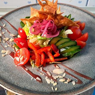 Salată asortată 250 gr