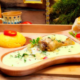 Pui cu smantana si ciuperci, mamaliguta