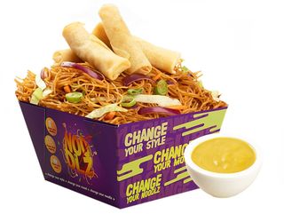 Meniu Noodles pachetele de primavara