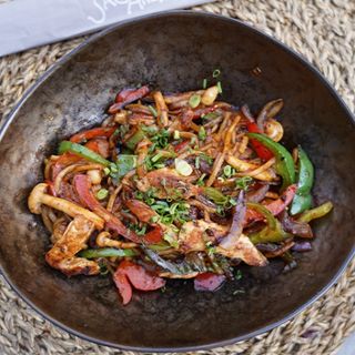 Chow mein Noodles Pui
