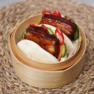 Sticky Pork belly bao
