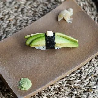 Nigiri Avocado