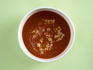 Supă de roșii cu paste alfabet
