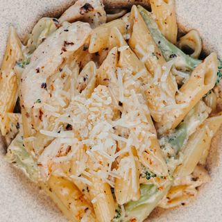 Paste pui si broccoli