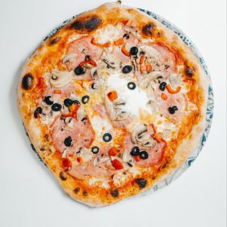 Pizza Capriciosa Ø32cm