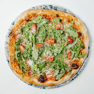 Pizza Crudo Grana și Rucola