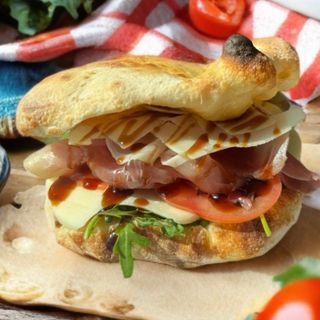 Baciata Grana e Crudo