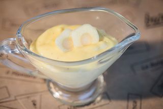 Maioneza de casa cu usturoi