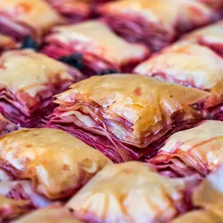 Baclava  cu vișine.