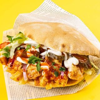 Șnițel în pită cu brânză feta