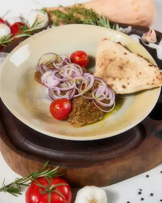 Zacusca cu peste cu turta calda