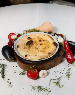 Focacia cu parmezan