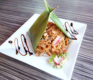 Noodles de orez cu legume ,ou si FRUCTE DEMARE FARA SURIMI