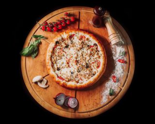 Pizza Dawi's cu pui si margine de cascaval Ø40cm