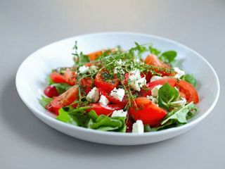 Salata de rosii cu branza