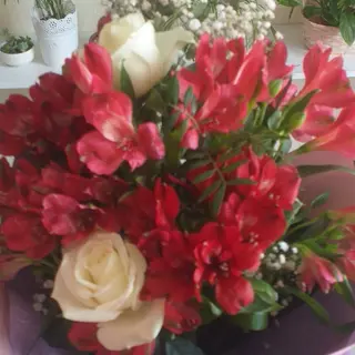 Buchet 18