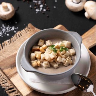 Supă cremă de ciuperci