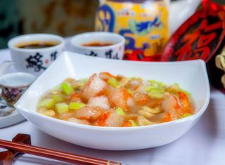 122. Creveți cu caju și castraveți